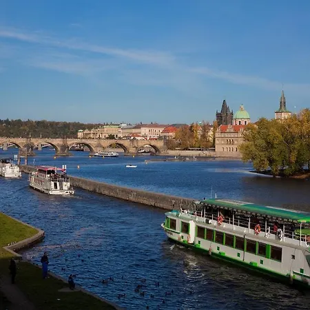 Dusni * Prague